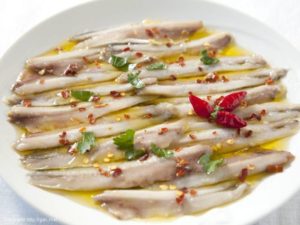 Antipastë peshku